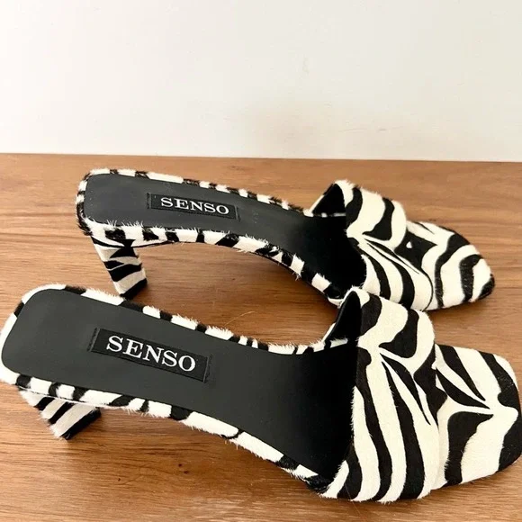 SENSO Zebra Print Open-Toe Slide Sandals in Black and White - Picture 3 of 9